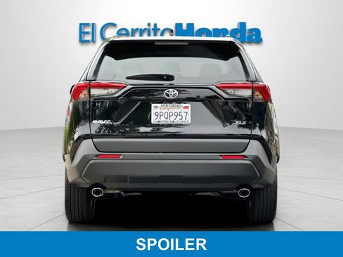 Used 2024 Toyota RAV4 XLE w/ Convenience Package FWD image 4