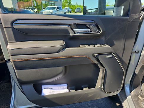 New 2026 GMC Sierra 2500 AT4 w/ AT4 Premium Plus Package AWD/4WD image 17