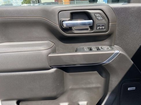 Used 2023 GMC Sierra 2500 AT4 w/ AT4 Preferred Package AWD/4WD image 15