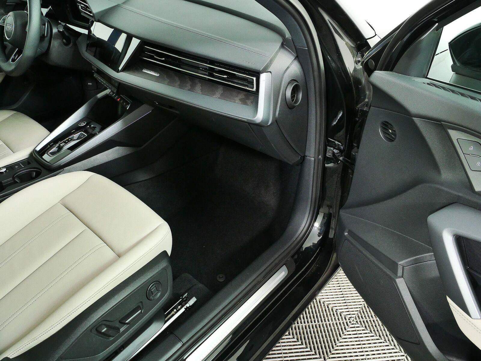Used 2025 Audi A3 2.0T Premium w/ Convenience Package AWD/4WD image 24