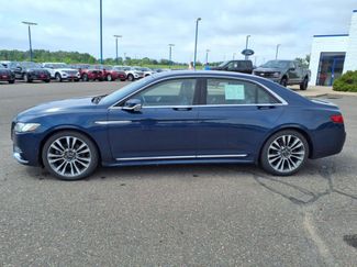 Used 2017 Lincoln Continental Reserve w/ Technology Package video 2