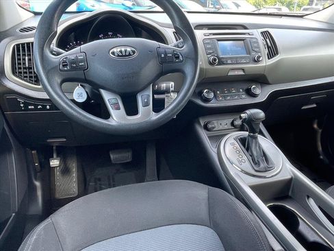 Used 2016 Kia Sportage LX w/ LX Popular Package FWD image 9