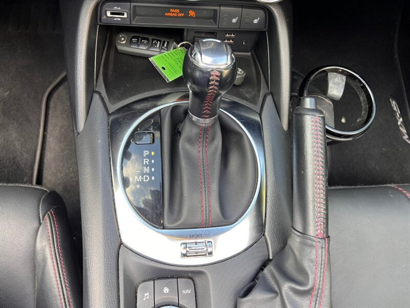 Used 2018 MAZDA MX-5 Miata RF Grand Touring RWD image 31