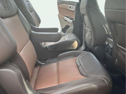 Used 2023 Ford Explorer King Ranch AWD/4WD image 20