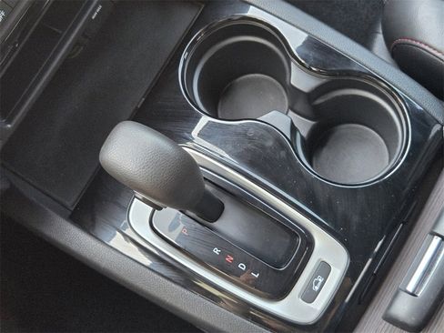 Used 2017 Honda Ridgeline Black Edition image 17