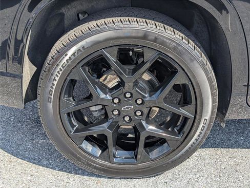 Used 2024 Chevrolet Traverse RS w/ LPO, Floor Liner Package image 11