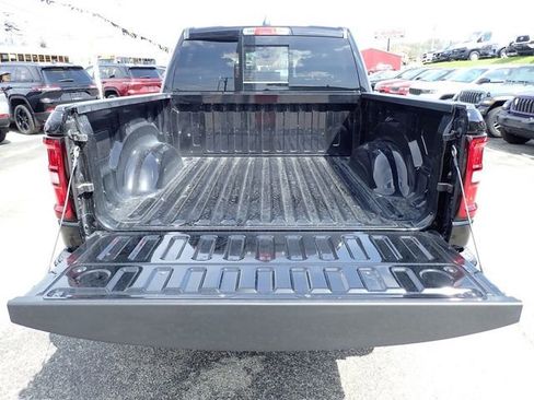New 2026 RAM 1500 4x4 Crew Cab image 7