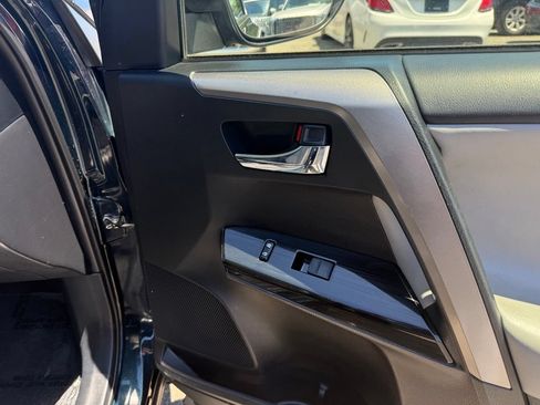Used 2018 Toyota RAV4 Limited w/ Advanced Technology Package AWD/4WD image 27