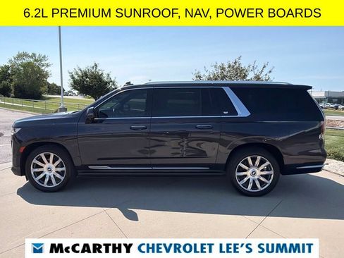 Used 2022 Cadillac Escalade ESV Premium Luxury Platinum AWD/4WD image 5