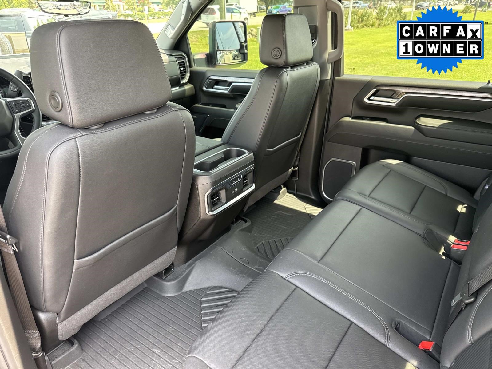 Used 2024 Chevrolet Silverado 2500 LTZ w/ LTZ Premium Package AWD/4WD image 18