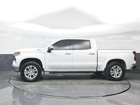 Used 2022 Chevrolet Silverado 1500 LTZ w/ LTZ Premium Package AWD/4WD image 3
