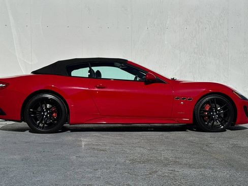 Used 2016 Maserati GranTurismo Sport RWD image 2