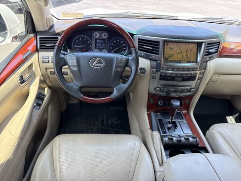 Used 2008 Lexus LX 570 4WD image 19
