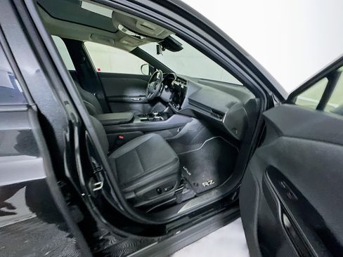 Used 2023 Lexus RZ 450e Premium w/ Technology Package image 32