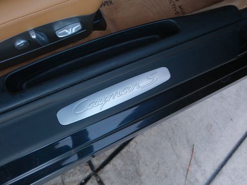 Used 2006 Porsche Cayman S image 39