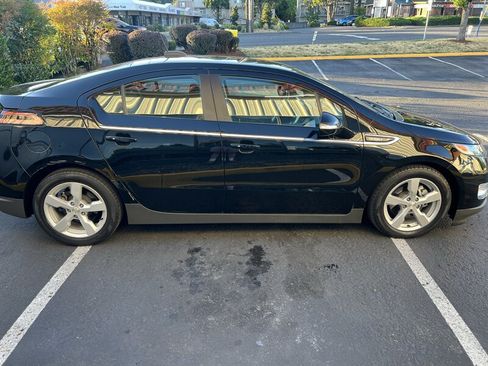 Used 2015 Chevrolet Volt w/ Enhanced Safety Package 1 FWD image 6