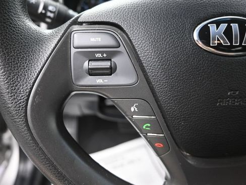 Used 2017 Kia Forte LX FWD image 23