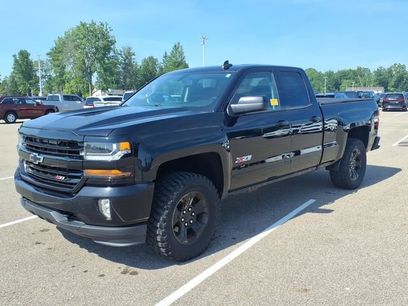 Used 2017 Chevrolet Silverado 1500 LT w/ Midnight Edition