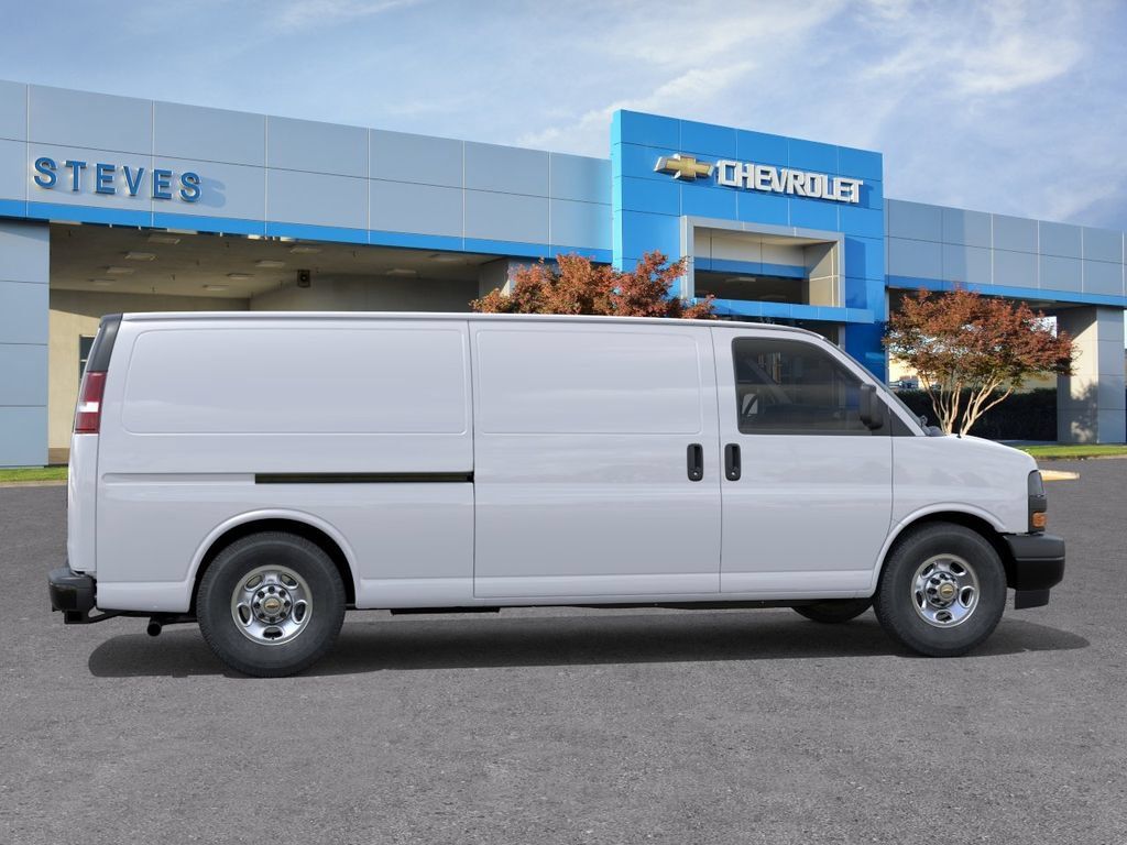 New 2026 Chevrolet Express 3500 Extended w/ Driver Convenience Package RWD image 5
