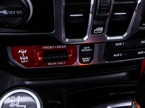Used 2021 Jeep Gladiator Rubicon w/ LED Lighting Group AWD/4WD image 25