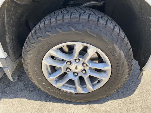 Used 2023 Chevrolet Silverado 1500 RST w/ Protection Package image 10