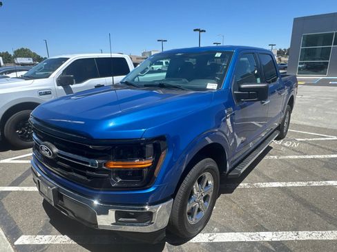 Used 2025 Ford F150 XLT w/ Equipment Group 301A Standard RWD image 7
