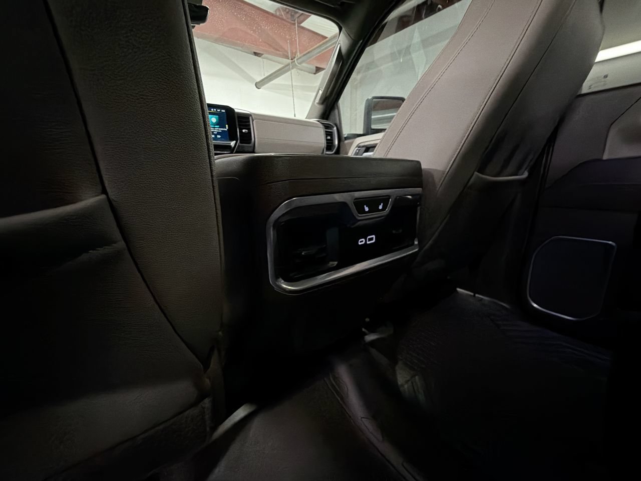 Certified 2025 Chevrolet Silverado 2500 LTZ w/ LTZ Premium Texas Edition AWD/4WD image 21