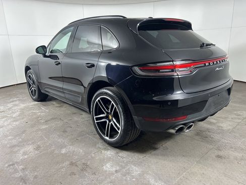 Certified 2021 Porsche Macan S image 3
