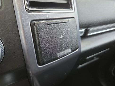 Used 2019 Ford Expedition Platinum RWD image 22