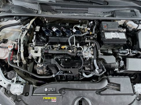 Used 2024 Toyota Corolla LE image 30