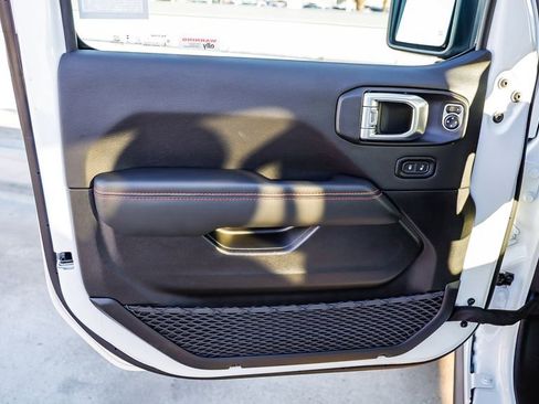 New 2026 Jeep Wrangler Unlimited Rubicon image 24