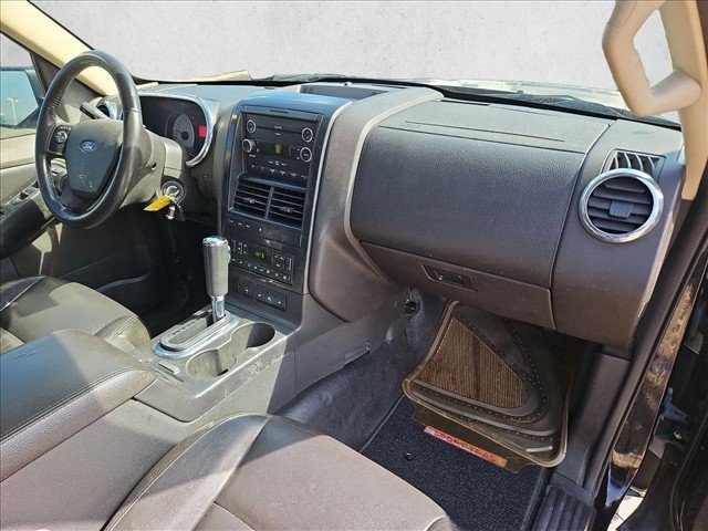 Used 2010 Ford Explorer Sport Trac Limited RWD image 21