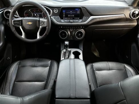 Used 2020 Chevrolet Blazer LT w/ Sound & Technology Package FWD image 11