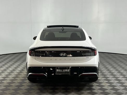 Used 2025 Hyundai Sonata Limited w/ Winter Weather Package image 8