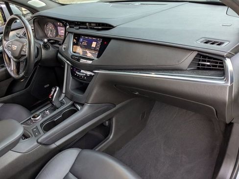 Used 2023 Cadillac XT5 Premium Luxury w/ Technology Package image 21