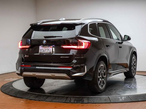 Certified 2023 BMW X1 xDrive28i w/ Convenience Package image 7
