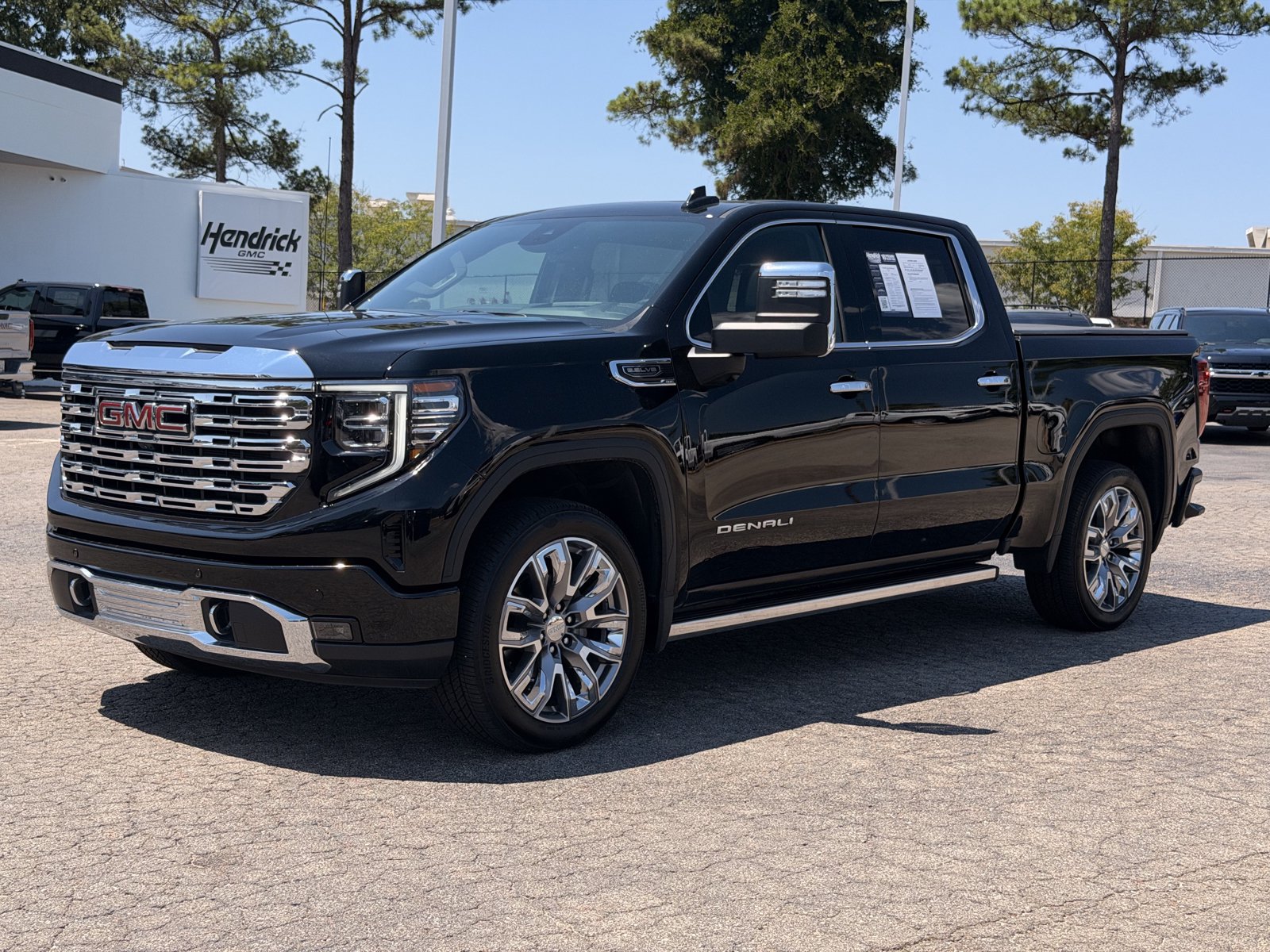 Used 2026 GMC Sierra 1500 Denali w/ Denali Reserve Package AWD/4WD image 7
