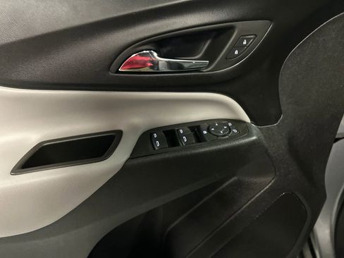 Used 2024 Chevrolet Equinox LS w/ LS Convenience Package FWD image 14
