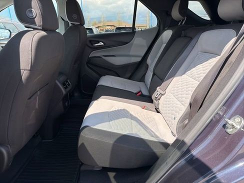 Used 2018 Chevrolet Equinox LT image 16