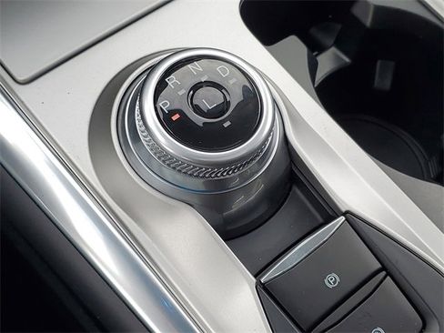 Certified 2023 Ford Explorer Limited w/ Limited Technology Package image 29