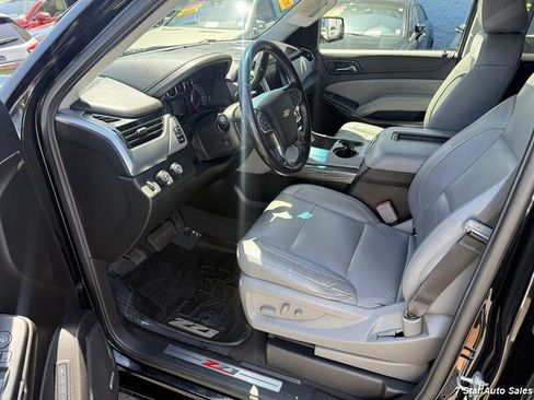 Used 2020 Chevrolet Tahoe LT w/ Luxury Package AWD/4WD image 10