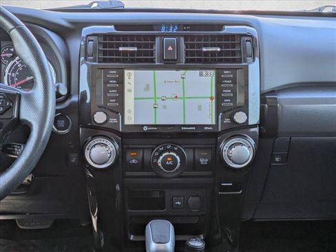 Used 2023 Toyota 4Runner TRD Off-Road Premium w/ Moonroof Package AWD/4WD image 15