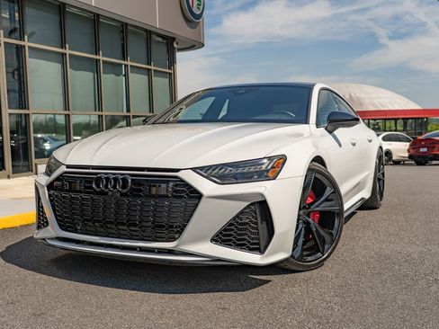 Used 2021 Audi RS 7 Sportback AWD/4WD image 2