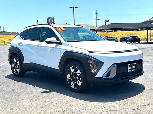 Used 2025 Hyundai Kona SEL FWD image 10