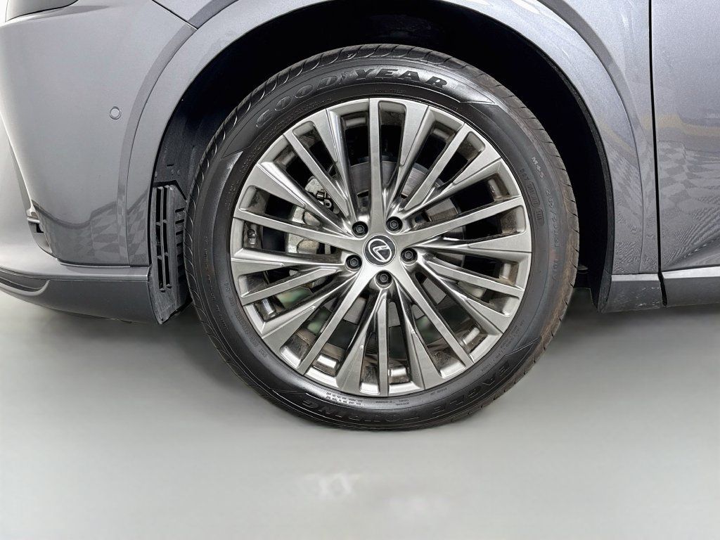 Used 2025 Lexus RX 350 AWD w/ Convenience Package image 33