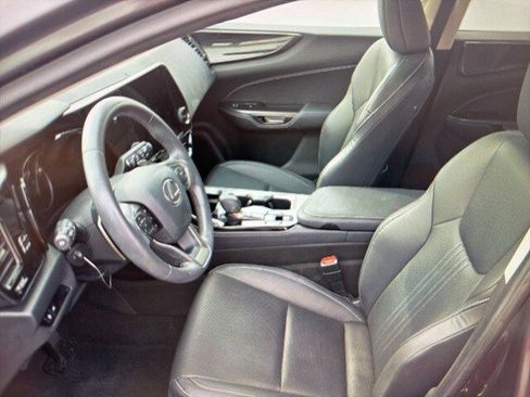 Used 2024 Lexus NX 250 FWD w/ Towing Package (2000 Lbs) image 6