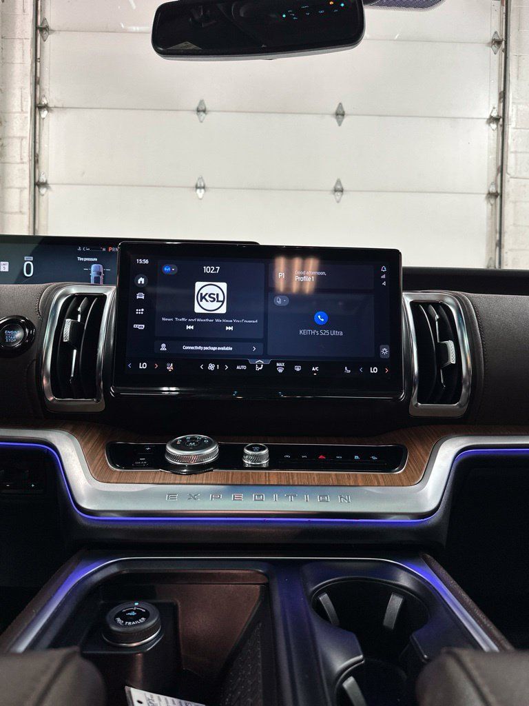 Used 2025 Ford Expedition King Ranch AWD/4WD image 26