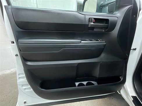 Used 2021 Toyota Tundra SR image 11