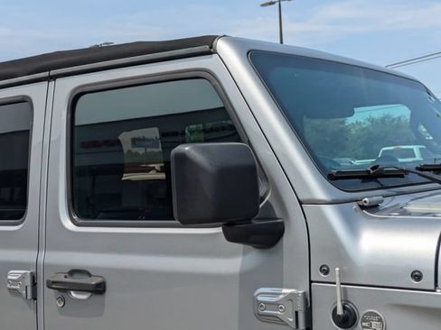 Used 2020 Jeep Wrangler Unlimited Sport AWD/4WD image 13