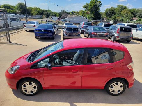 Used 2010 Honda Fit image 7